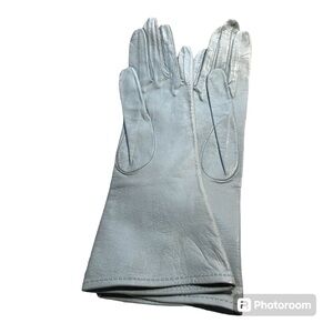 Hermes authentic vintage Baby Blue leather gloves size 6 - w…Rare